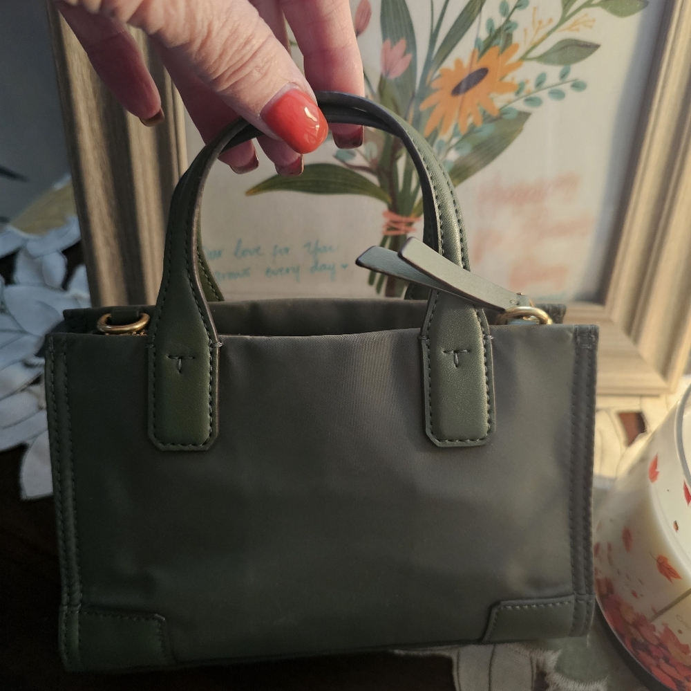 Tory Burch• Mini ELLA Tote Bag. In "PALM LEAF" EUC 💯Authentic - Picture 11 of 11